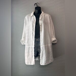 Tahari Medium White Linen Long Tunic Top Blouse Roll Tab Beach Coastal Casual